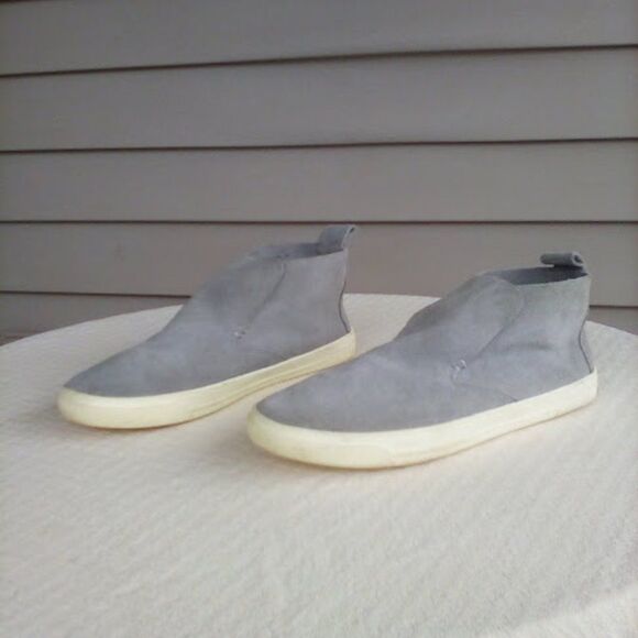 Dolce Vita Women's size 8.5 Light Gray Suede Booties Ankle Boots Sneakers - Picture 1 of 10